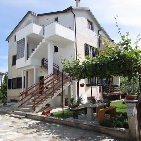 Mirela House With Apartment Umag Exteriör bild